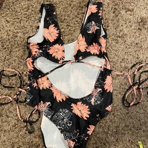 One piece floral swim suit
